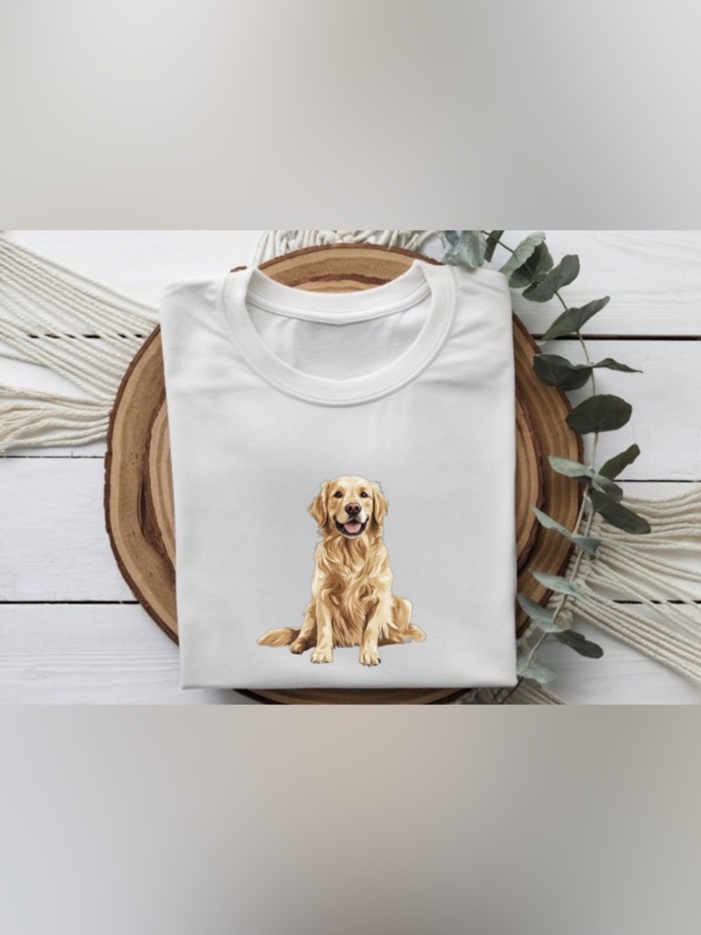 Golden Retriever Sitting Graphic Tee | Dog Mom Shirt | Gift